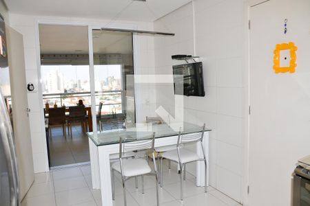 Apartamento para alugar com 186m², 3 quartos e 3 vagas Apartamento para alugar com 186m², 3 quartos e 3 vagasCozinha