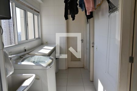 Apartamento para alugar com 186m², 3 quartos e 3 vagas Apartamento para alugar com 186m², 3 quartos e 3 vagasÁrea de Serviço