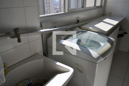 Apartamento para alugar com 186m², 3 quartos e 3 vagas Apartamento para alugar com 186m², 3 quartos e 3 vagasÁrea de Serviço