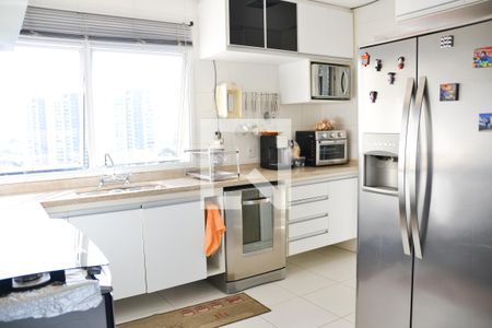 Apartamento para alugar com 186m², 3 quartos e 3 vagas Apartamento para alugar com 186m², 3 quartos e 3 vagasCozinha