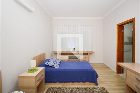 Casa à venda com 500m², 5 quartos e 8 vagas Casa à venda com 500m², 5 quartos e 8 vagasSuíte 4