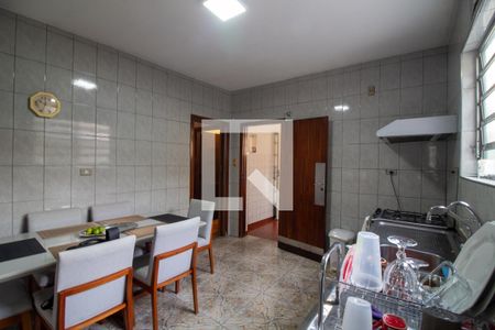 Casa à venda com 197m², 3 quartos e 4 vagasCozinha