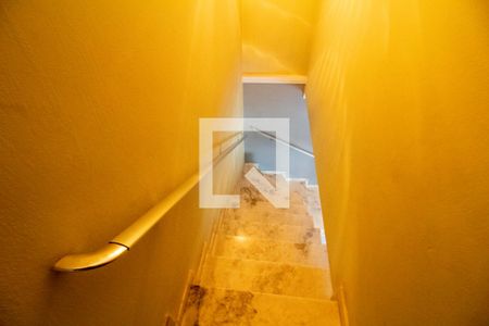 Escada de casa à venda com 3 quartos, 197m² em Chácara Santo Antônio (zona Sul), São Paulo