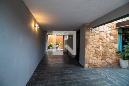 Casa à venda com 197m², 3 quartos e 4 vagasGaragem