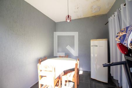 Casa à venda com 197m², 3 quartos e 4 vagasÁrea externa - Salão de Festas