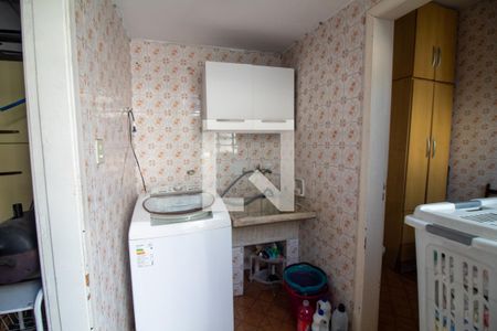 Casa à venda com 197m², 3 quartos e 4 vagasÁrea de Serviço