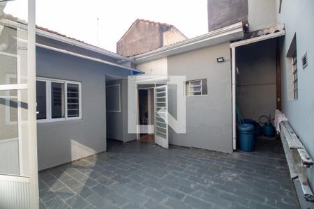 Casa à venda com 197m², 3 quartos e 4 vagasQuintal