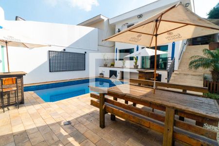Casa à venda com 400m², 4 quartos e 4 vagasPiscina