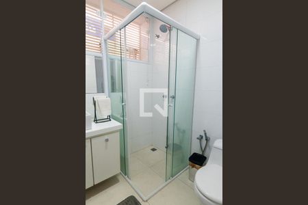 Casa à venda com 400m², 4 quartos e 4 vagasBanheiro Social Detalhe