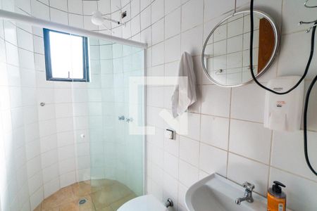 Casa à venda com 400m², 4 quartos e 4 vagasBanheiro da Suite dos Fundos