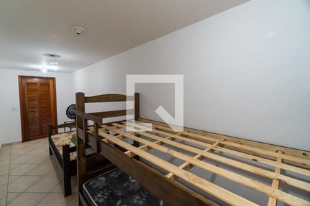 Casa à venda com 400m², 4 quartos e 4 vagasQuarto do Salão de Festas