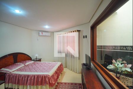 Casa à venda com 325m², 4 quartos e 4 vagasSuíte