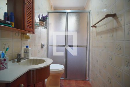 Casa à venda com 325m², 4 quartos e 4 vagasBanheiro