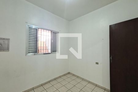 Casa para alugar com 80m², 2 quartos e sem vaga Casa para alugar com 80m², 2 quartos e sem vagaQuarto 1