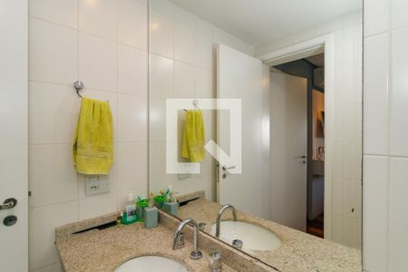 Apartamento à venda com 177m², 3 quartos e 3 vagasBanheiro da Suíte 3