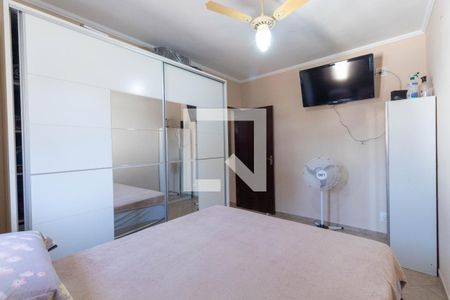 Casa à venda com 700m², 3 quartos e 3 vagasQuarto   - Casa 2