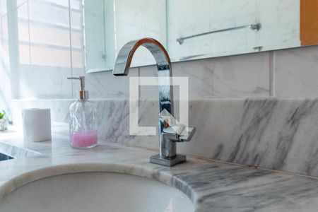 Casa à venda com 700m², 3 quartos e 3 vagasBanheiro - torneira