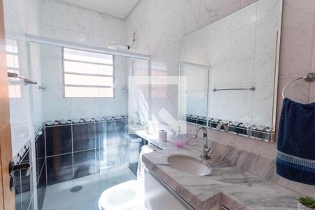 Casa à venda com 700m², 3 quartos e 3 vagasBanheiro 1