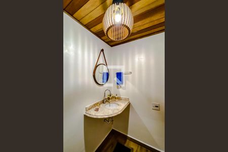 Casa à venda com 170m², 2 quartos e 1 vagaLavabo