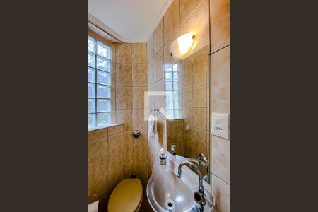 Casa à venda com 170m², 2 quartos e 1 vagaBanheiro de serviço