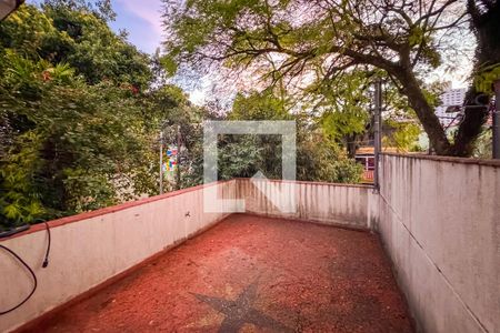 Terraço de casa para alugar com 3 quartos, 205m² em Vila Mariana, São Paulo