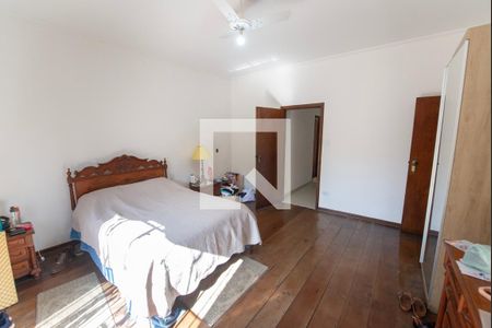 Casa para alugar com 320m², 3 quartos e 3 vagasSuíte