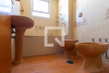 Apartamento à venda com 93m², 2 quartos e 1 vaga Apartamento à venda com 93m², 2 quartos e 1 vagaBanheiro da Suíte