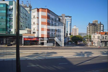 Quarto 1 - Varanda/Vista de apartamento para alugar com 2 quartos, 72m² em Petrópolis, Porto Alegre