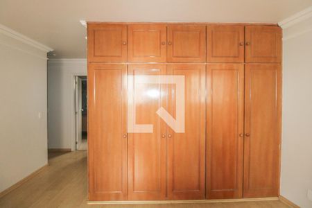 Apartamento à venda com 374m², 4 quartos e 4 vagasQuarto