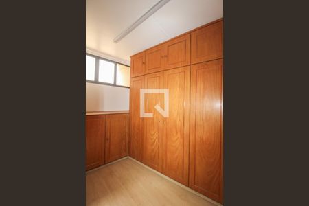 Apartamento à venda com 374m², 4 quartos e 4 vagasQuarto