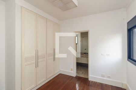Apartamento à venda com 287m², 3 quartos e 3 vagasQuarto 2 - Suíte