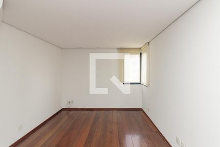 Apartamento à venda com 287m², 3 quartos e 3 vagasSala de TV