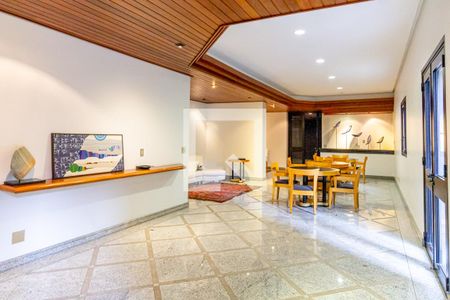 Apartamento à venda com 287m², 3 quartos e 3 vagasÁrea comum - Salão de festas