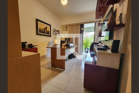 Apartamento à venda com 129m², 3 quartos e 2 vagasQuarto 1 / Escritório