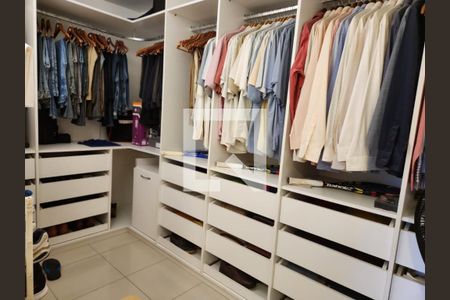 Apartamento à venda com 129m², 3 quartos e 2 vagasCloset Suíte