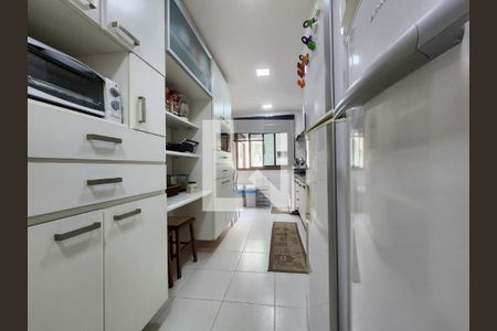 Apartamento à venda com 129m², 3 quartos e 2 vagasCozinha