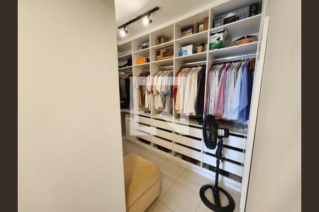 Apartamento à venda com 129m², 3 quartos e 2 vagasCloset Suíte