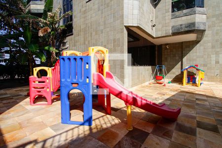 Apartamento à venda com 187m², 3 quartos e 3 vagasÁrea comum - Playground