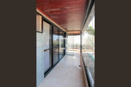 Varanda de apartamento à venda com 3 quartos, 187m² em Barra da Tijuca, Rio de Janeiro