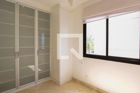 Apartamento à venda com 187m², 3 quartos e 3 vagasQuarto 2