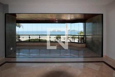 Sala de apartamento à venda com 3 quartos, 187m² em Barra da Tijuca, Rio de Janeiro