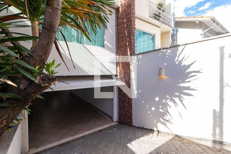 Casa à venda com 222m², 3 quartos e 5 vagasGaragem