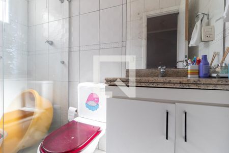 Casa à venda com 222m², 3 quartos e 5 vagasBanheiro da Suíte 2