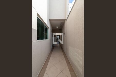 Casa à venda com 222m², 3 quartos e 5 vagasCorredor Lateral