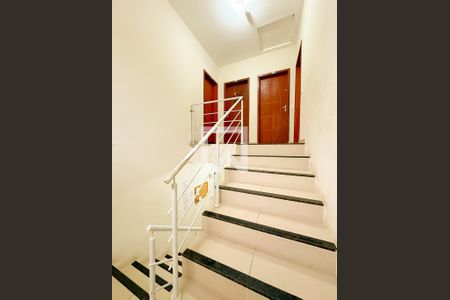 Apartamento para alugar com 70m², 2 quartos e 1 vagaHall social