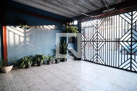 Casa à venda com 90m², 2 quartos e 2 vagasGaragem