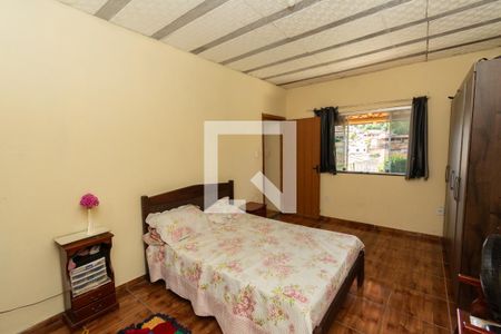 Casa à venda com 240m², 2 quartos e 8 vagasQuarto 2