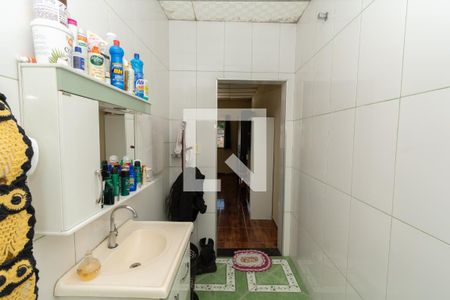 Casa à venda com 240m², 2 quartos e 8 vagasBanheiro