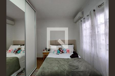 Casa à venda com 500m², 4 quartos e 4 vagasQuarto 4