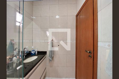 Casa à venda com 500m², 4 quartos e 4 vagasBanheiro 3